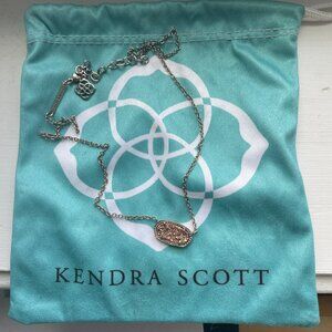 Kendra Scott pendant necklace rose gold